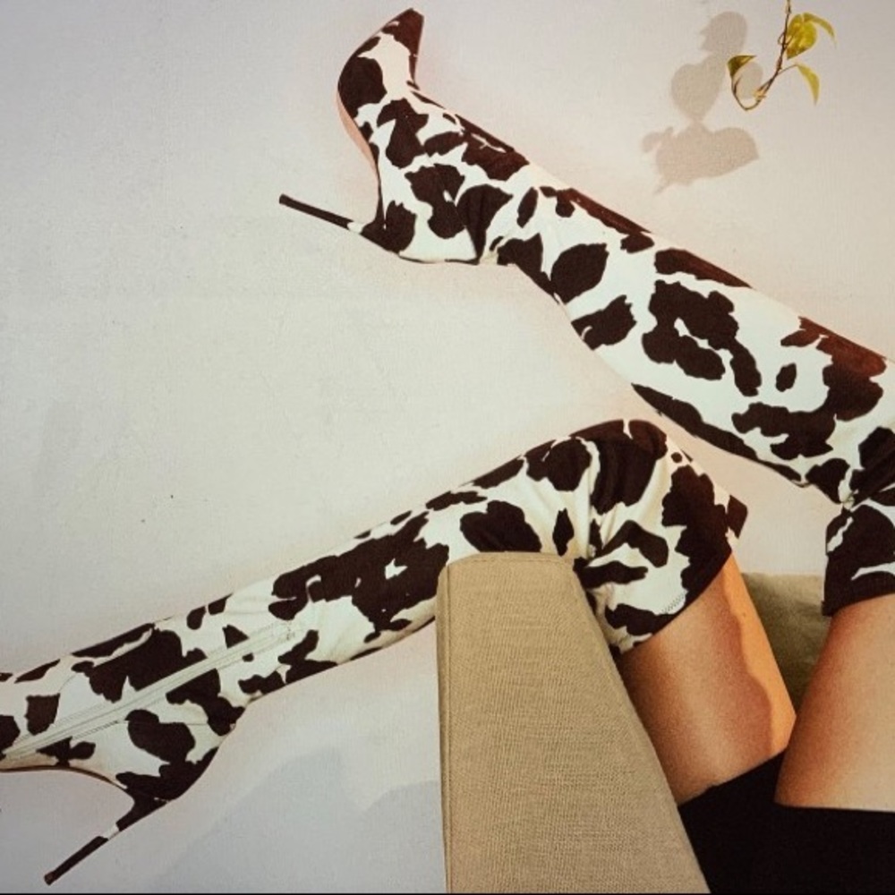 Steve Madden Women's Viktory cow print heels